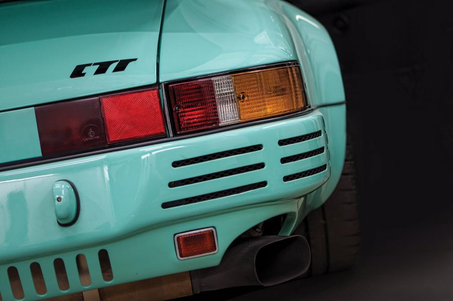 Детали экстерьера Porsche 911 CTR Yellowbird by Ruf (911) 1987 года  (фото 28 из 48)